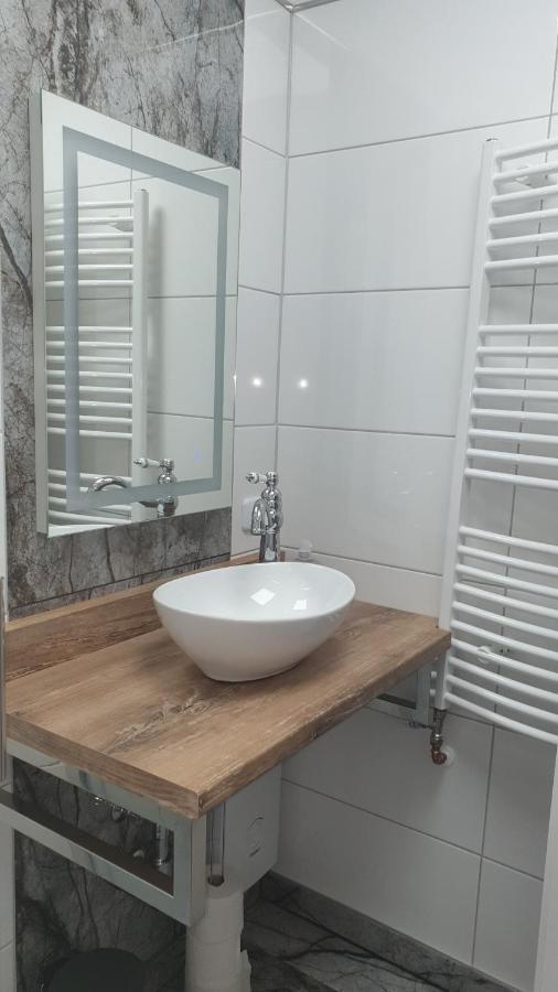 Apartment Nicole Sundern Εξωτερικό φωτογραφία